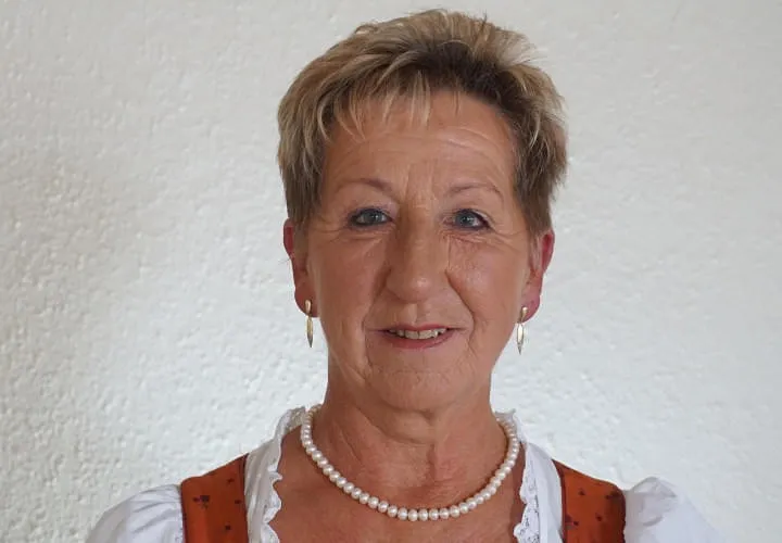 Maria-Wurzer-Stuefer--Buerofee Maria-Wurzer-Stuefer--Buerofee